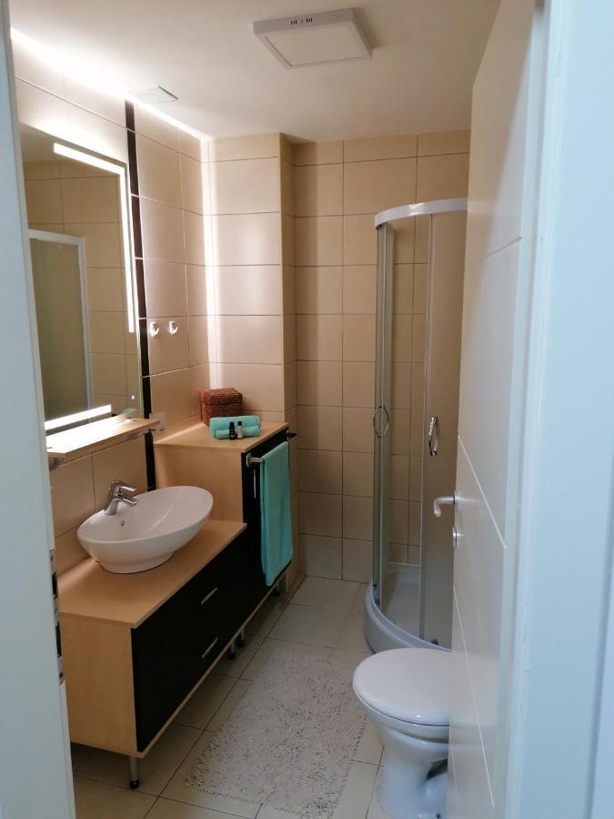 Emili Apartman Ягодина Экстерьер фото