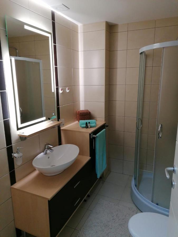 Emili Apartman Ягодина Экстерьер фото